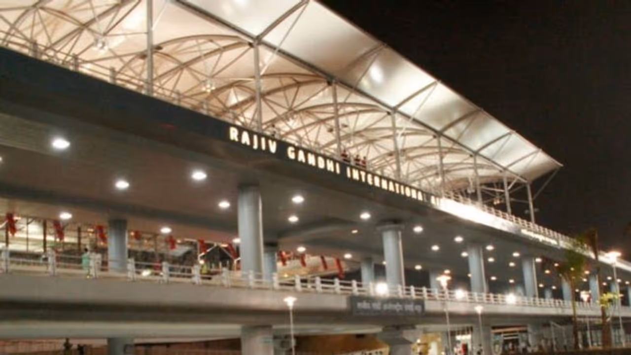 লকডাউনের ভারতে আটকে প্রচুর বিদেশী পর্যটক, দেশে ফেরাতে বিশেষ বিমান লকডাউনের ভারতে আটকে প্রচুর বিদেশী পর্যটক, দেশে ফেরাতে বিশেষ বিমান