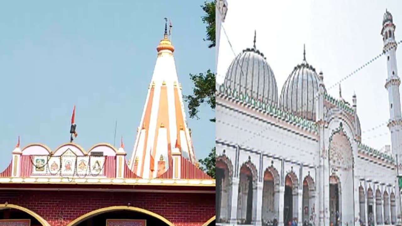 मंदिर में भजन और मस्जिदों में अजान के साथ गूंज रहा ये संदेश, 'कोरोना वायरस से सावधान रहें' मंदिर में भजन और मस्जिदों में अजान के साथ गूंज रहा ये संदेश, 'कोरोना वायरस से सावधान रहें'