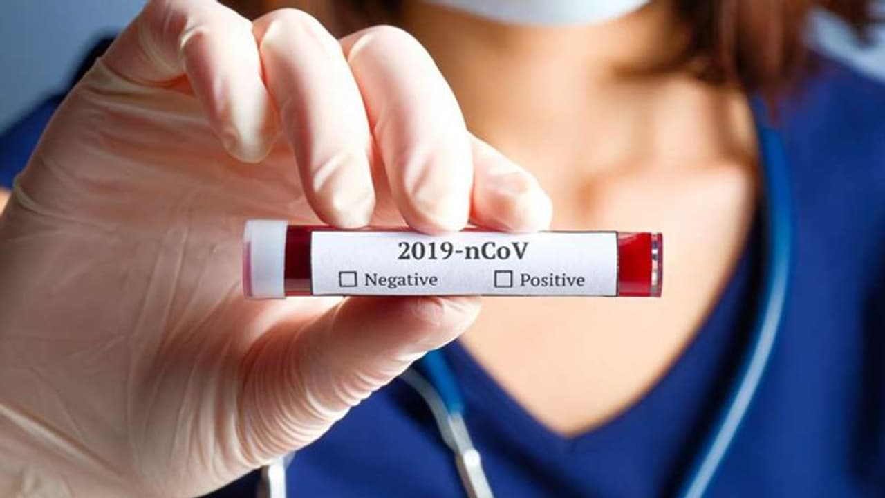 കൊറോണ വൈറസിന് ദിവസങ്ങളോളം പലതരം പ്രതലങ്ങളിലും വായുകണങ്ങളിലും നിലനിൽക്കാനാകുമെന്ന് പുതിയ പഠനം