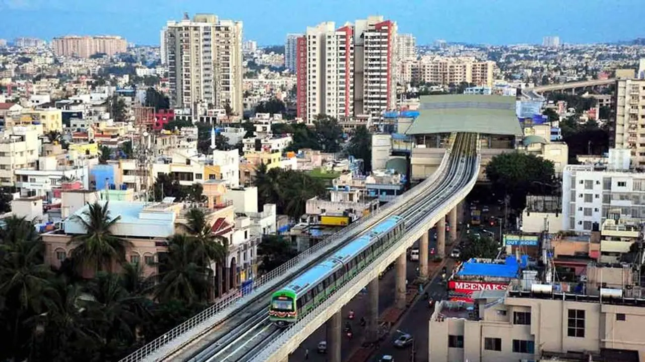 ತಮಿಳುನಾಡಿನ ಹೊಸೂರಿಗೆ ಮೆಟ್ರೋ ರೈಲು: ಕನ್ನಡಿಗರ ಆಕ್ರೋಶ ತಮಿಳುನಾಡಿನ ಹೊಸೂರಿಗೆ ಮೆಟ್ರೋ ರೈಲು: ಕನ್ನಡಿಗರ ಆಕ್ರೋಶ