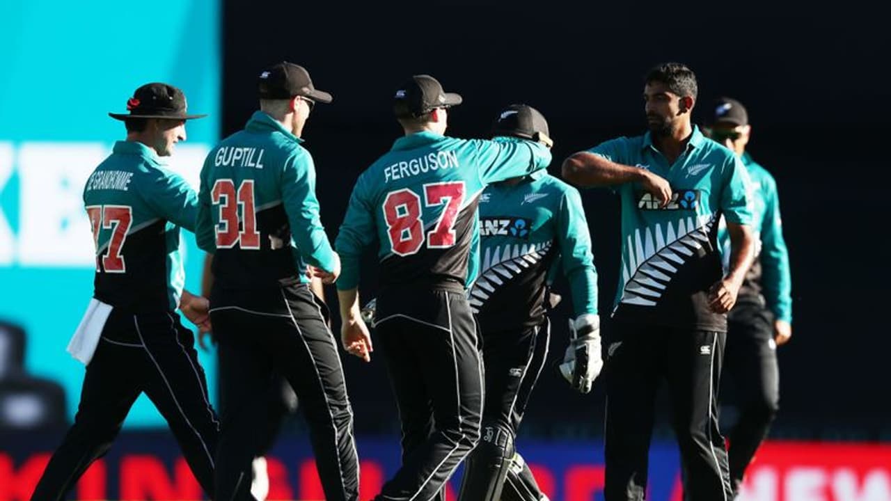 ന്യൂസിലന്ഡ് ക്രിക്കറ്റ് ടീം അംഗങ്ങള് ഏകാന്തവാസത്തില് ന്യൂസിലന്ഡ് ക്രിക്കറ്റ് ടീം അംഗങ്ങള് ഏകാന്തവാസത്തില്