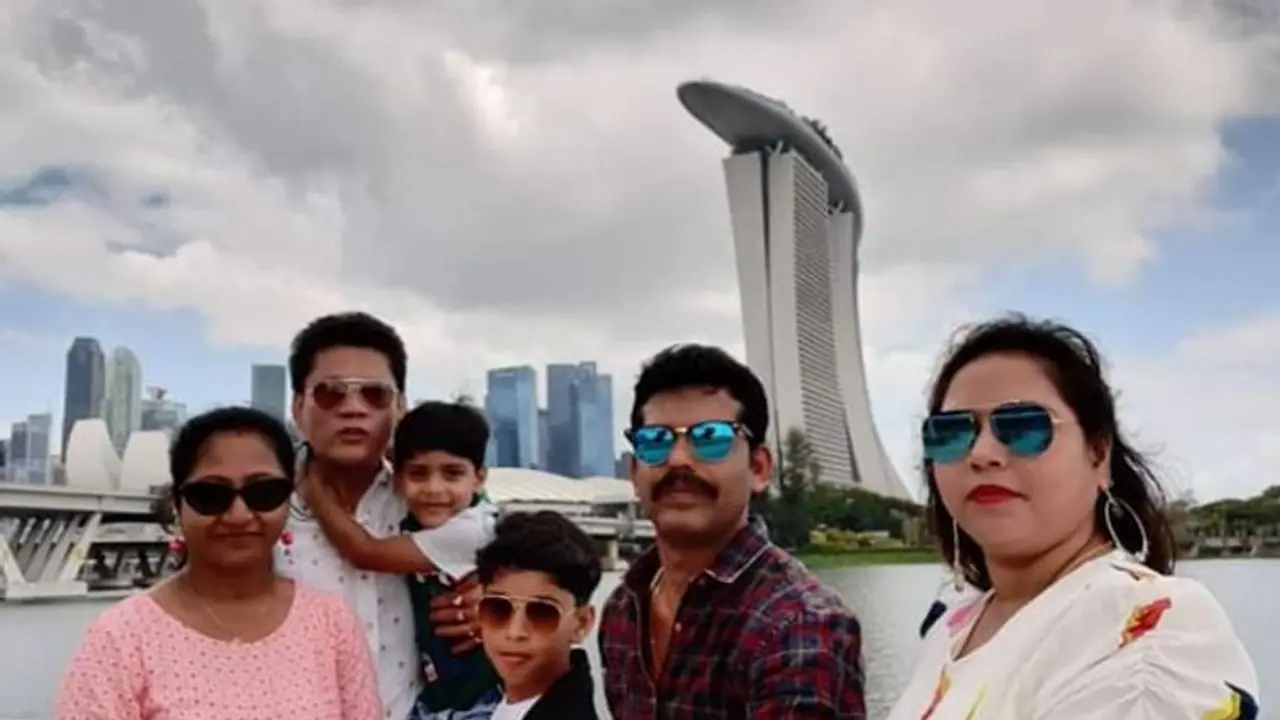 করোনা আতঙ্কের মাঝেই বিদেশ সফর, মালয়েশিয়ায় আটকে পড়েছে শ্রীরামপুরের দুটি পরিবার করোনা আতঙ্কের মাঝেই বিদেশ সফর, মালয়েশিয়ায় আটকে পড়েছে শ্রীরামপুরের দুটি পরিবার