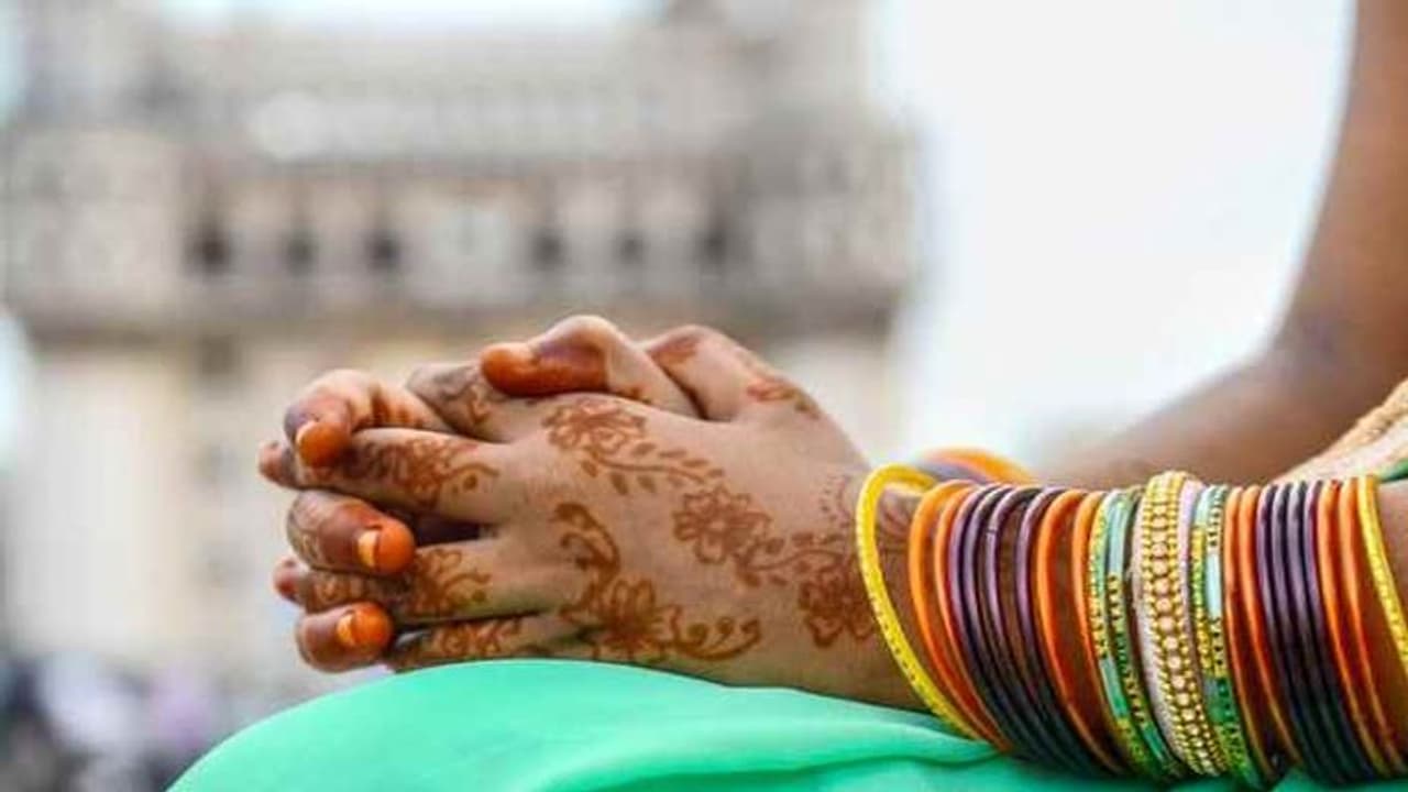 বাবা মধ্যপ্রদেশের সরকার গঠনে ব্যস্ত, রাজস্থানে নিজেকে শেষ করল মেয়ে