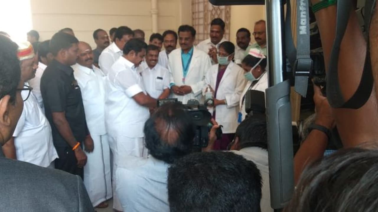 கொரோனா பரிசோதனை செய்து கொண்ட ஓபிஎஸ். ஈபிஎஸ்...!! ஸ்டாலினுக்கும் சோதனை...!!