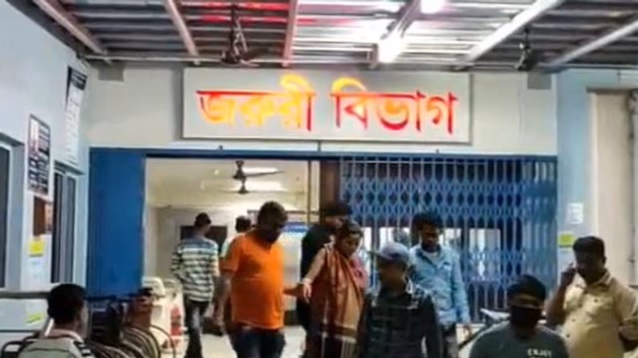 স্বামীকে খুন করে আত্মসমর্পণ করল স্ত্রী, ঘটনায় চাঞ্চল্য বনগাঁয় স্বামীকে খুন করে আত্মসমর্পণ করল স্ত্রী, ঘটনায় চাঞ্চল্য বনগাঁয়