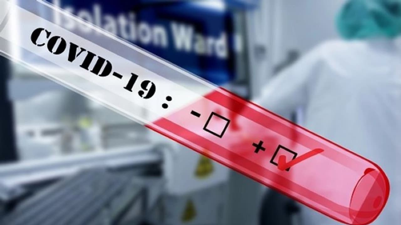 കൊവിഡ്: വരുന്ന 14 ദിവസം നിര്ണ്ണയാകം; ഡോക്ടര്മാര് പറയുന്നത്... കൊവിഡ്: വരുന്ന 14 ദിവസം നിര്ണ്ണയാകം; ഡോക്ടര്മാര് പറയുന്നത്...