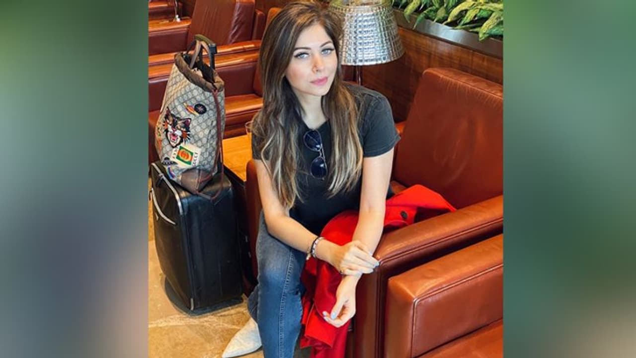 കൊവിഡ് 19 : ബോളിവുഡ് ഗായിക കനിക കപൂറിനെതിരെ കേസ് കൊവിഡ് 19 : ബോളിവുഡ് ഗായിക കനിക കപൂറിനെതിരെ കേസ്