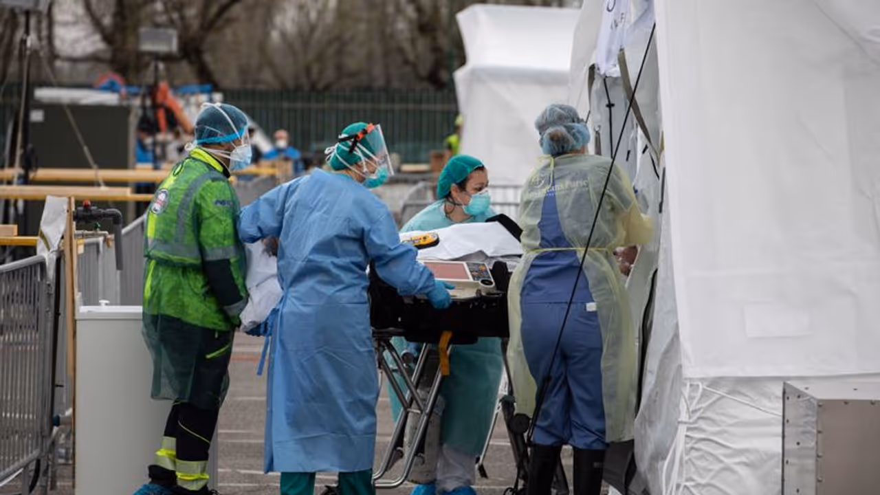 ఇండియాలో 258కి చేరుకున్న కరోనా కేసులు: రాష్ట్రాలవారీగా లెక్కలు ఇవీ... ఇండియాలో 258కి చేరుకున్న కరోనా కేసులు: రాష్ట్రాలవారీగా లెక్కలు ఇవీ...