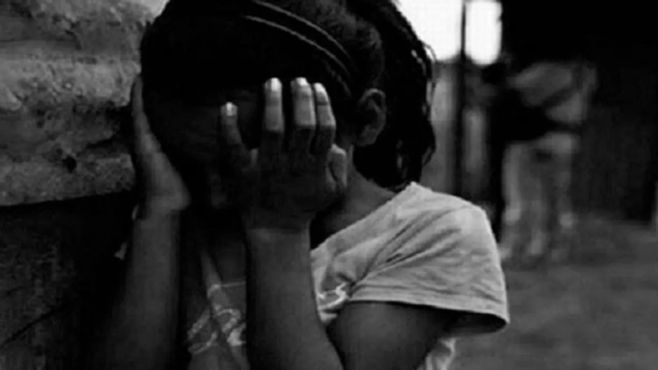 शॉकिंग मामला: 15 साल की मासूम को लेकर अस्पताल पहुंचे पैरेंट्स, रिपोर्ट देख डॉक्टर हैरान