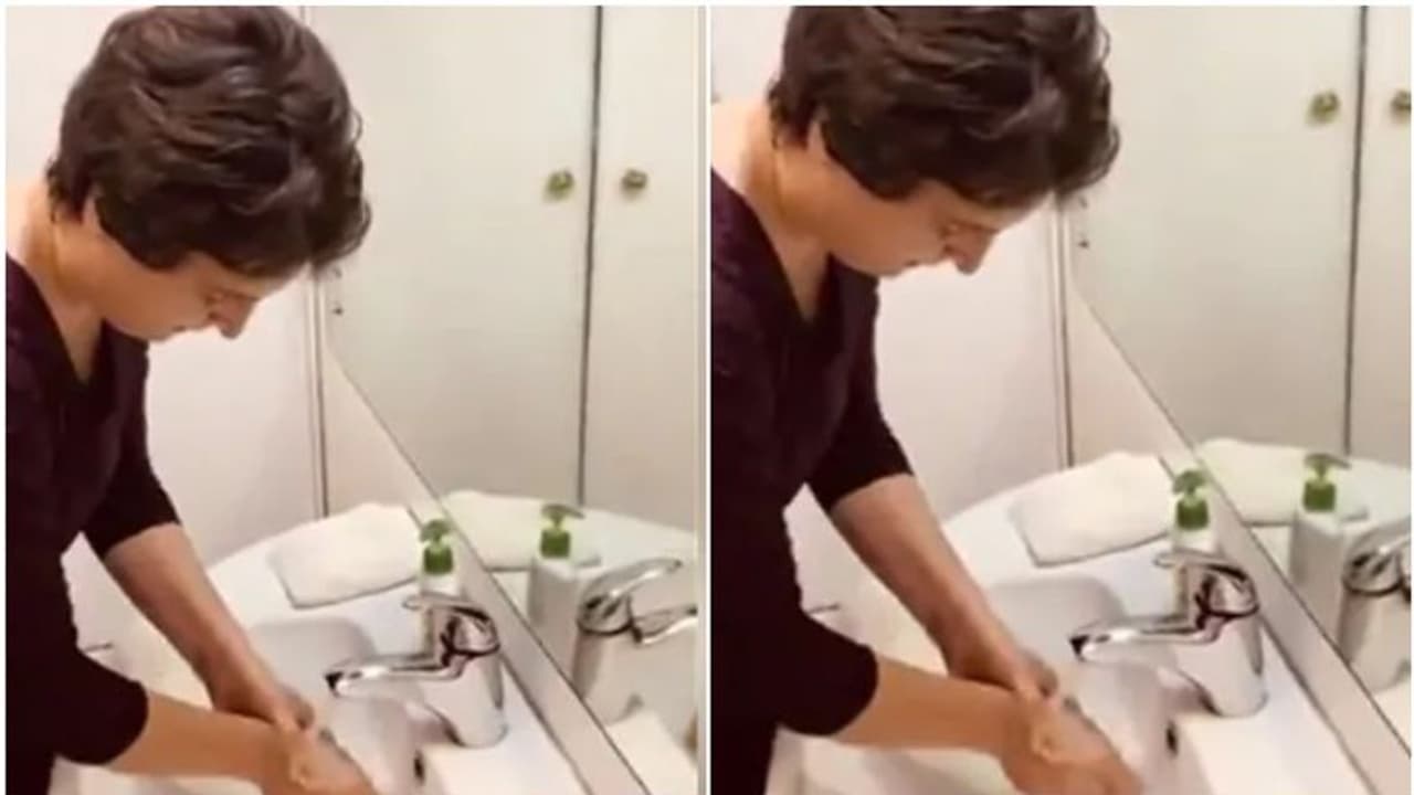 കൊവിഡിനെതിരെ കരുതിയിരിക്കാം; 'കൈകഴുകല്‍' വീഡിയോയുമായി പ്രിയങ്ക ഗാന്ധി