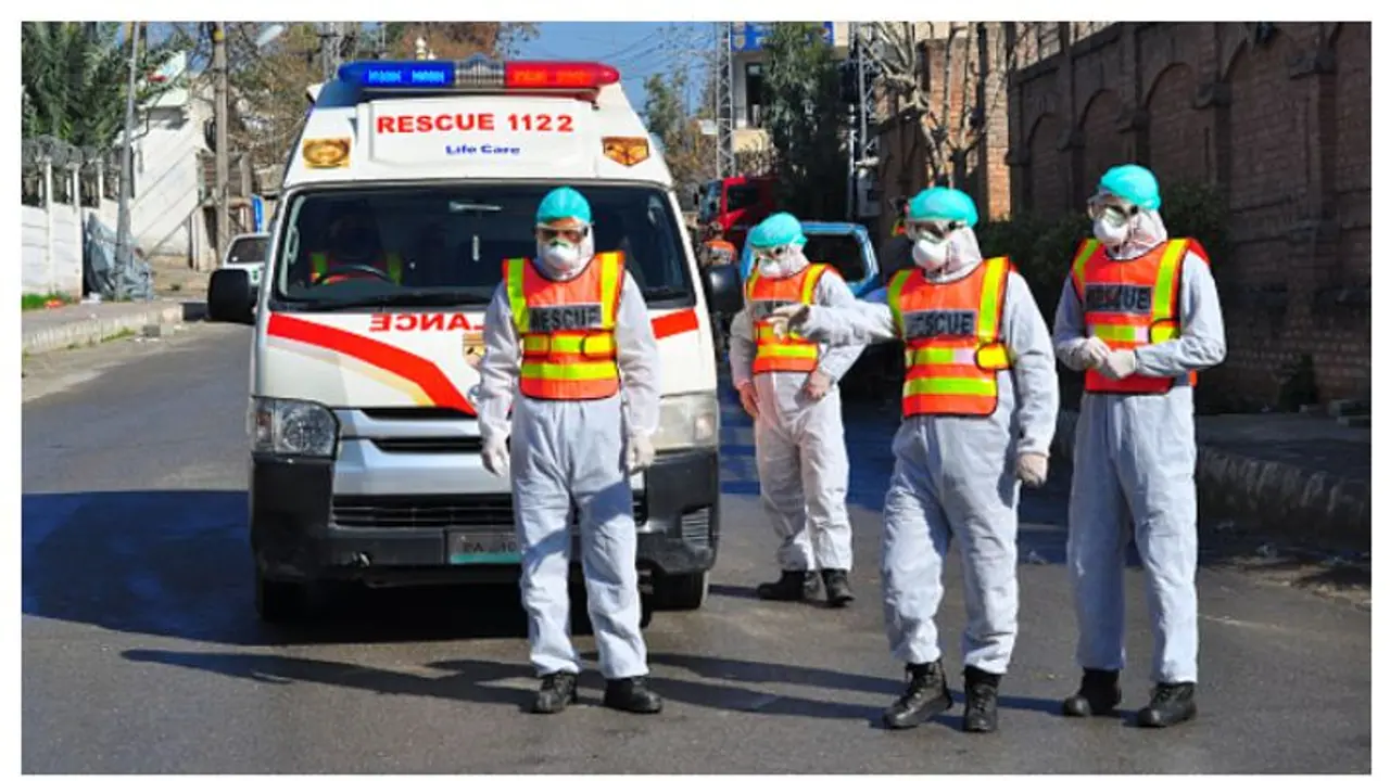 করোনার জেরে লকডাউনের পথে পাকিস্তানও, বন্ধ হল আন্তর্জাতিক বিমান চলাচল করোনার জেরে লকডাউনের পথে পাকিস্তানও, বন্ধ হল আন্তর্জাতিক বিমান চলাচল