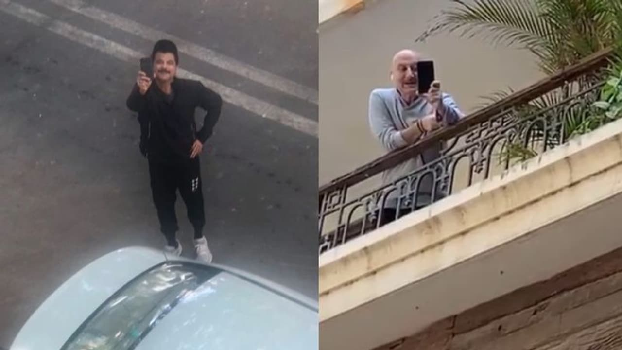 জনতা কারফিউতে অনিল কাপুরকে দরজা থেকে বিদায় অনুপমের, দুঃখে গান ধরলেন অভিনেতা