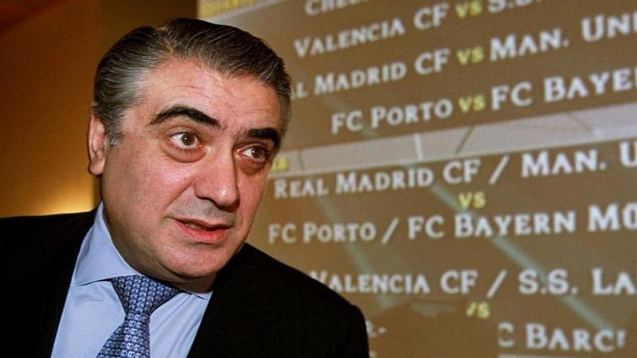 रीयाल मैड्रिड को 2 बार चैंपियन बनाने वाले डियाज की कोरोना से मौत, बेटे ने कहा 'ऐसी मौत के हकदार नहीं थे पिता' रीयाल मैड्रिड को 2 बार चैंपियन बनाने वाले डियाज की कोरोना से मौत, बेटे ने कहा 'ऐसी मौत के हकदार नहीं थे पिता'