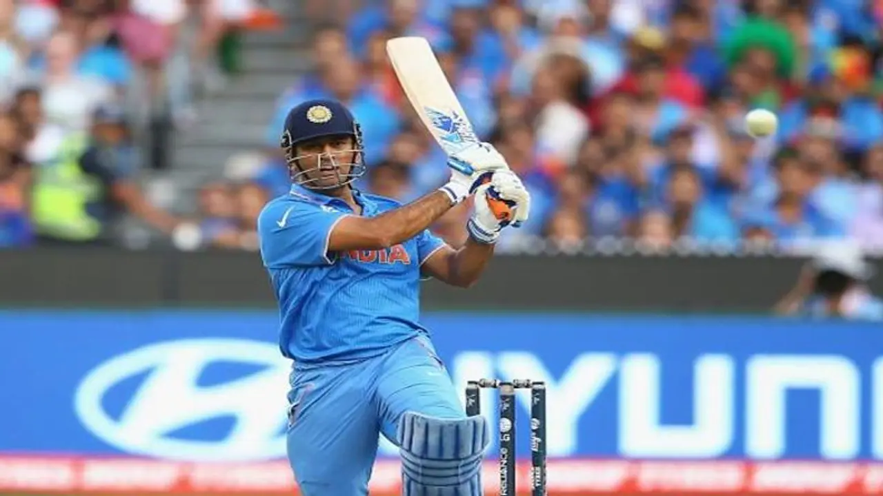 ഇതിഹാസങ്ങളുടെ പട്ടികയില് ധോണിയുടെ ഇടമെവിടെ; ഉത്തരവുമായി മുന് താരം ഇതിഹാസങ്ങളുടെ പട്ടികയില് ധോണിയുടെ ഇടമെവിടെ; ഉത്തരവുമായി മുന് താരം