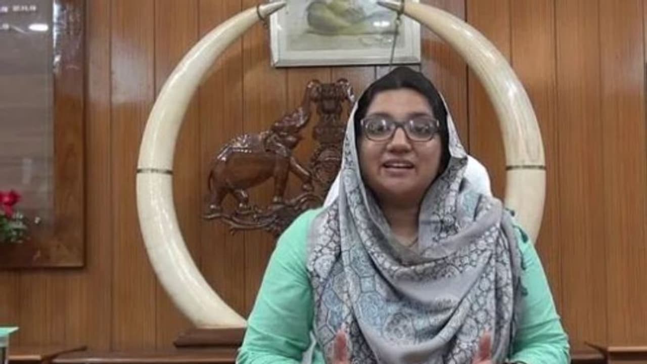 നിരീക്ഷണ നിര്ദേശം ലംഘിക്കുന്നവര്ക്കെതിരെ കര്ശന നടപടി; പാസ്പോര്ട്ട് കണ്ടുകെട്ടാന് വയനാട് ജില്ലാ ഭരണകൂടം നിരീക്ഷണ നിര്ദേശം ലംഘിക്കുന്നവര്ക്കെതിരെ കര്ശന നടപടി; പാസ്പോര്ട്ട് കണ്ടുകെട്ടാന് വയനാട് ജില്ലാ ഭരണകൂടം