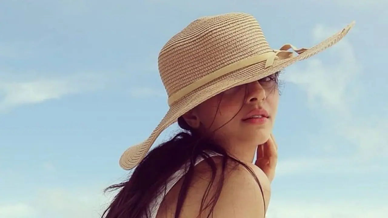 தளபதியின் வாத்தி கம்மிங் பாடலை... ஓரம் கட்டும் குட்டி ஸ்டோரி! வித்தியாசமான ஆட்டம் போட்ட முன்னணி நடிகை! தளபதியின் வாத்தி கம்மிங் பாடலை... ஓரம் கட்டும் குட்டி ஸ்டோரி! வித்தியாசமான ஆட்டம் போட்ட முன்னணி நடிகை!