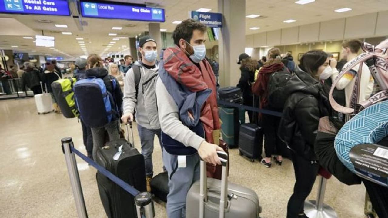 ঘরে বাইরে করোনা বিপদ, দিশাহীন অবস্থা কাজাকস্থানে ৩০০ ভারতীয় মেডিক্যাল পড়ুয়ার ঘরে বাইরে করোনা বিপদ, দিশাহীন অবস্থা কাজাকস্থানে ৩০০ ভারতীয় মেডিক্যাল পড়ুয়ার