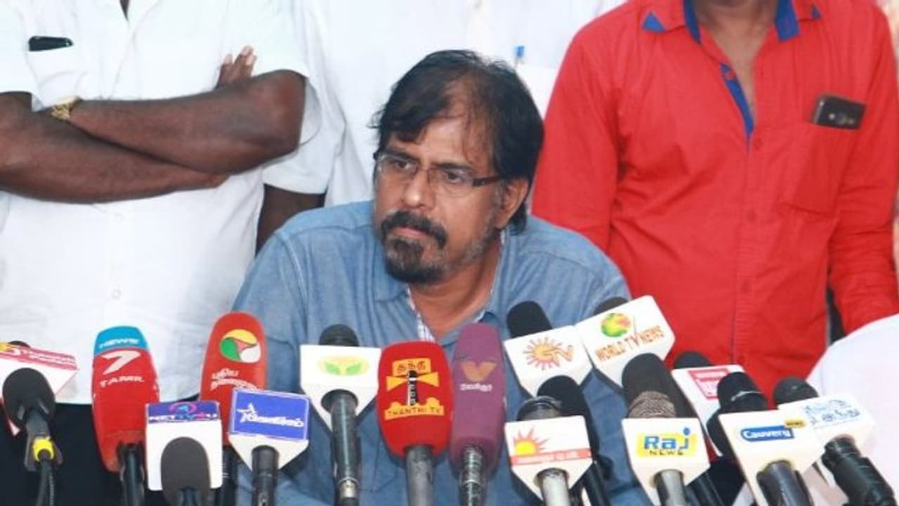 பெப்சி தொழிலாளர்களுக்கு பெரும் தொகை கொடுத்து உதவிய உதவிய ஏ.ஜி.எஸ் நிறுவனம்! பெப்சி தொழிலாளர்களுக்கு பெரும் தொகை கொடுத்து உதவிய உதவிய ஏ.ஜி.எஸ் நிறுவனம்!