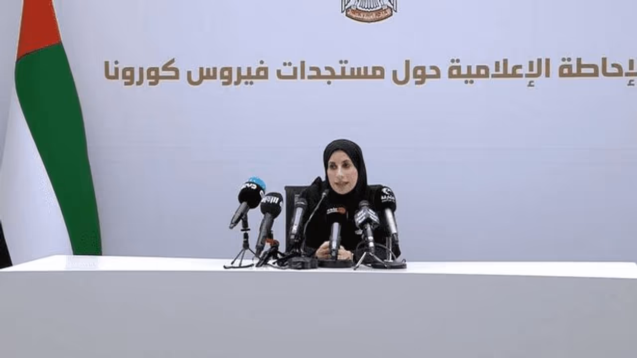 യുഎഇയില് ഏഴ് ഇന്ത്യക്കാര് ഉള്പ്പെടെ 45 പേര്ക്ക് കൂടി കൊവിഡ്; 17 പേര്ക്ക് രോഗം പകര്ന്നത് ഒരാളില് നിന്ന് യുഎഇയില് ഏഴ് ഇന്ത്യക്കാര് ഉള്പ്പെടെ 45 പേര്ക്ക് കൂടി കൊവിഡ്; 17 പേര്ക്ക് രോഗം പകര്ന്നത് ഒരാളില് നിന്ന്