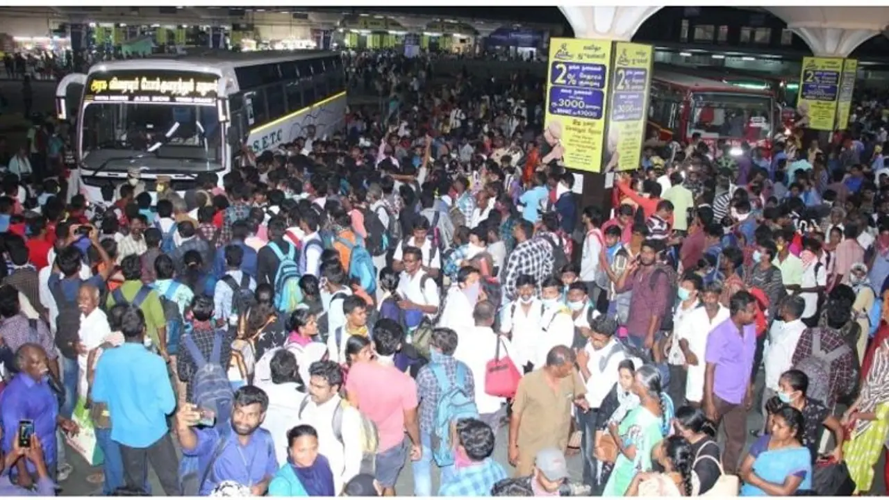 சென்னையை விட்டு காலி செய்த மக்கள்..3 நாட்களில் 4.80 லட்சம் பேர்...போக்குவரத்து துறை வெளியிட்ட ஷாக்கிங் தகவல் சென்னையை விட்டு காலி செய்த மக்கள்..3 நாட்களில் 4.80 லட்சம் பேர்...போக்குவரத்து துறை வெளியிட்ட ஷாக்கிங் தகவல்