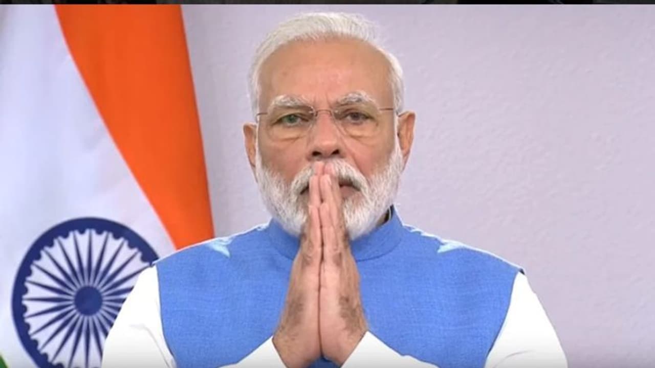 Omicron India: அச்சுறுத்தும் ஒமிக்கிரான் தொற்று… தமிழ்நட்டில் மீண்டும் இரவு நேர ஊரடங்கு? இன்று அவசர ஆலோசனை!