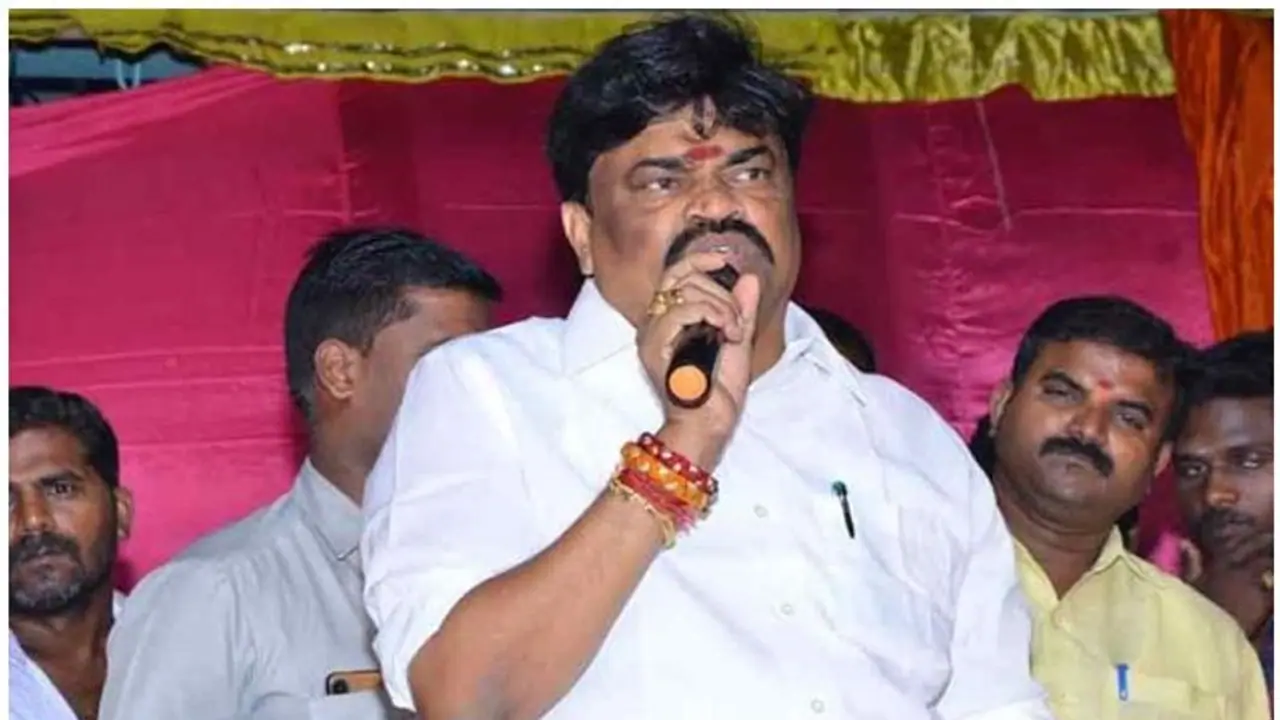 Rajendra Balaji:அப்பாடா ஒருவழியாதப்பிச்சேன்டா சாமி... பெருமூச்சு விடும் ராஜேந்திர பாலாஜி.. எதற்கு தெரியுமா?