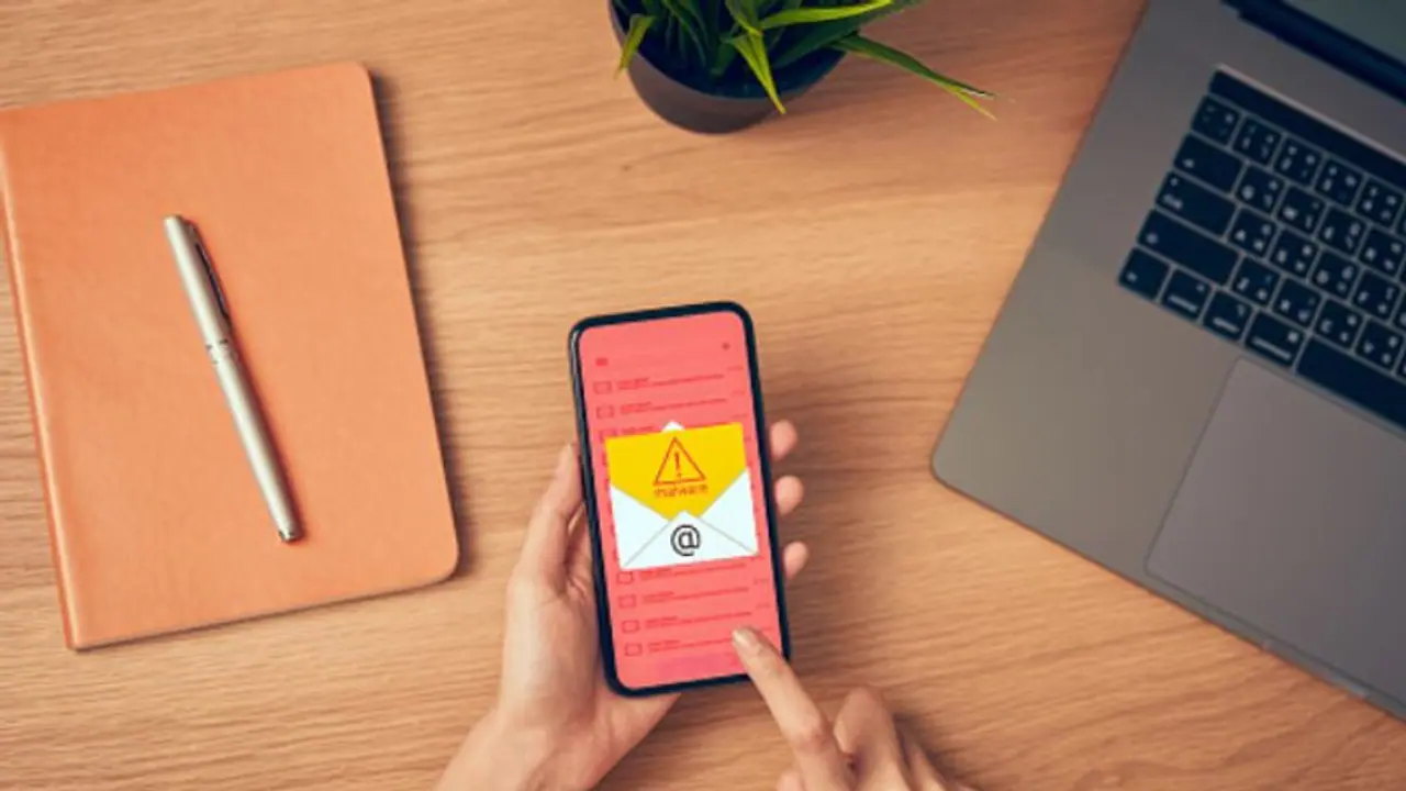 ওয়ার্ক ফ্রম হোমে ইন্টারনেটের স্পিড ভোগাচ্ছে, রইল সহজ সমাধান ওয়ার্ক ফ্রম হোমে ইন্টারনেটের স্পিড ভোগাচ্ছে, রইল সহজ সমাধান