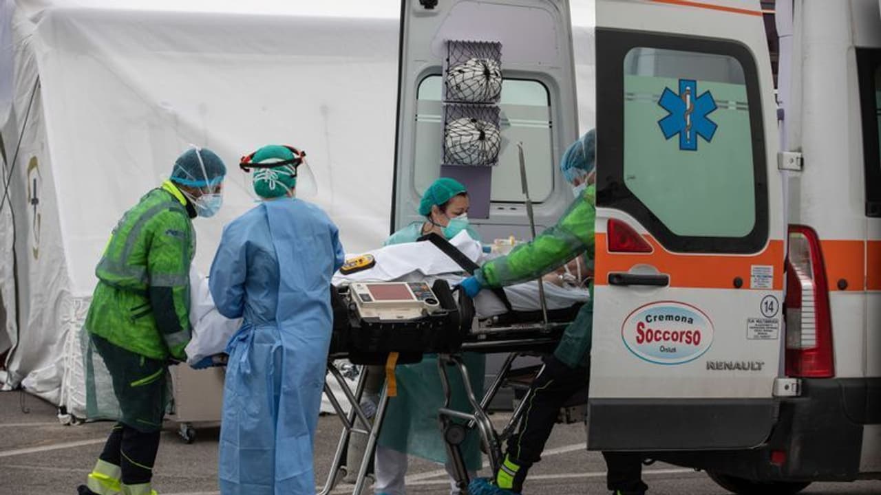 রাজ্য়ে করোনায় মৃতদের দাহ হবে ধাপায় কবর বাগমারিতে, জানালেন মেয়র ফিরহাদ হাকিম রাজ্য়ে করোনায় মৃতদের দাহ হবে ধাপায় কবর বাগমারিতে, জানালেন মেয়র ফিরহাদ হাকিম