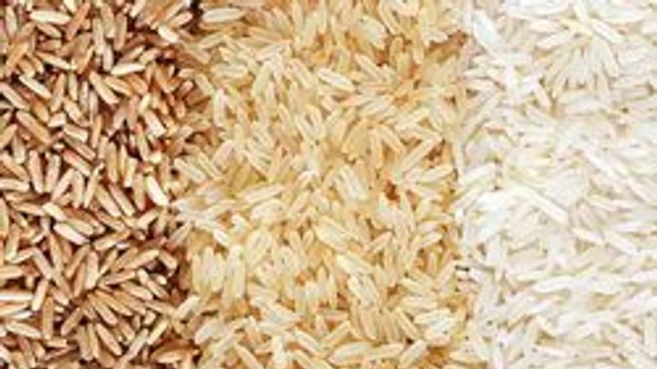 അരിവിതരണം: ഇടുക്കിയില് വ്യാപക ക്രമക്കേട്, നടപടിയുമായി അധികൃതര് അരിവിതരണം: ഇടുക്കിയില് വ്യാപക ക്രമക്കേട്, നടപടിയുമായി അധികൃതര്