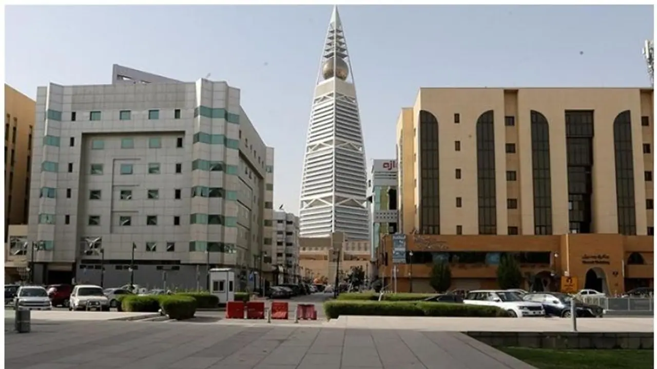 സൗദിയില്‍ മൂന്ന് നഗരങ്ങളില്‍ കര്‍ഫ്യൂ സമയം നീട്ടി