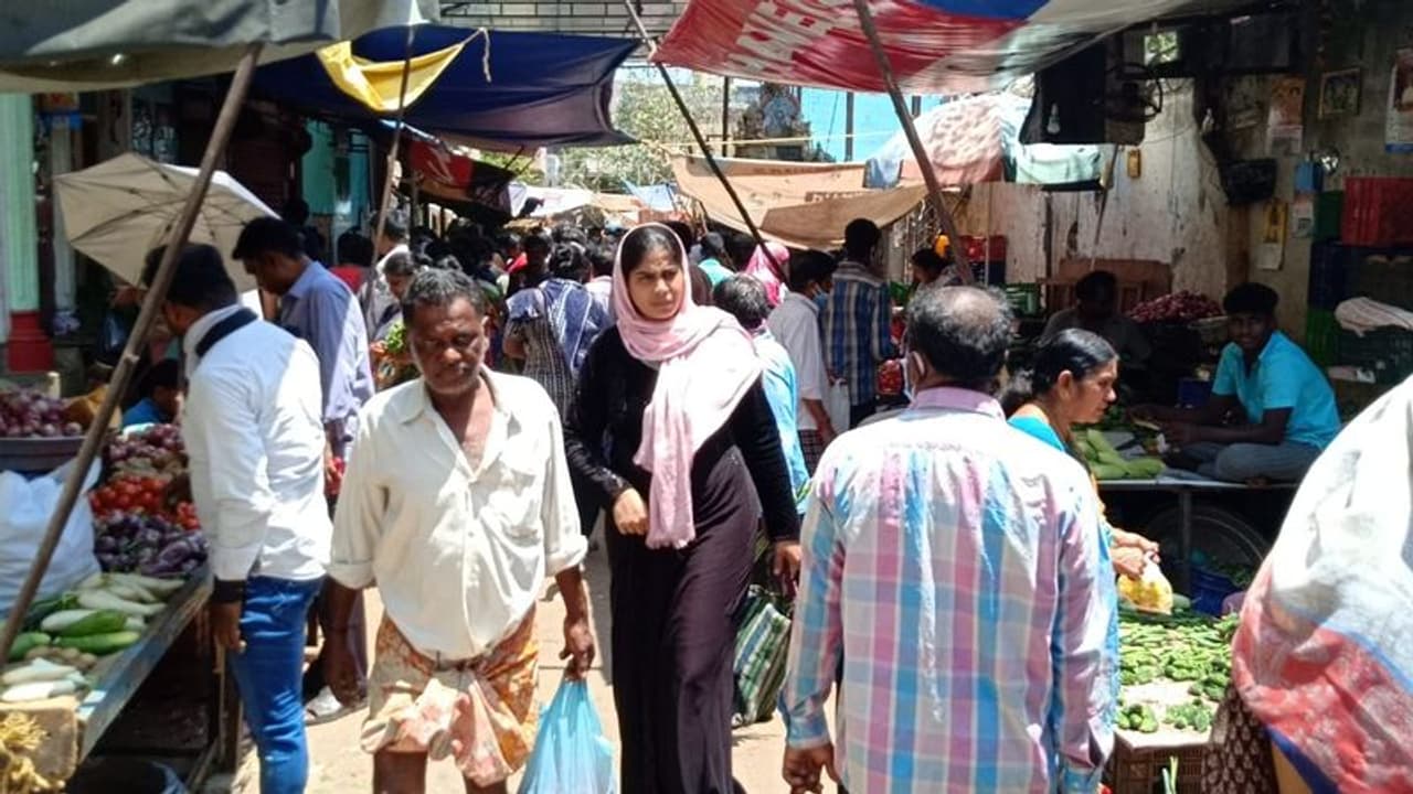 ஊரடங்கு நீட்டிப்பு... வழிகாட்டு நெறிமுறைகளை வெளியிட்ட மத்திய அரசு.. முழு விவரம் உள்ளே..!