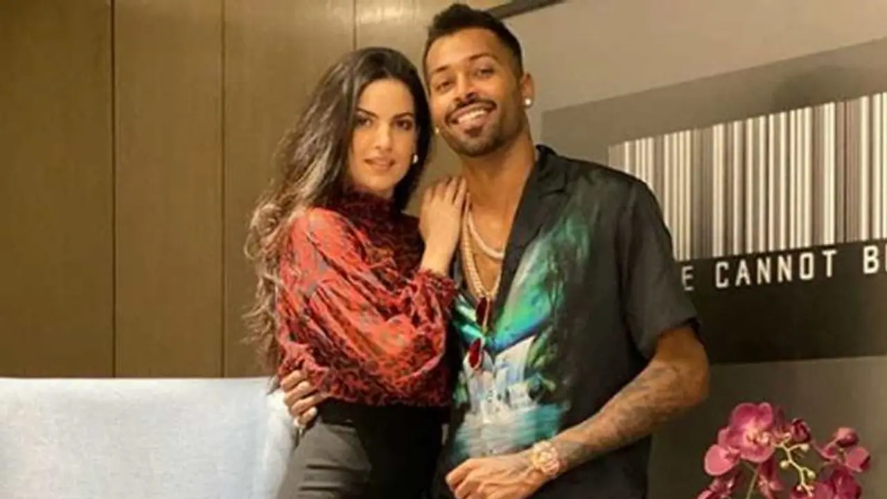 Hardik Natasa Divorce : హార్దిక్ నటాషా విడాకులు.. పాండ్యా భావోద్వేగ పోస్ట్.. Hardik Natasa Divorce : హార్దిక్ నటాషా విడాకులు.. పాండ్యా భావోద్వేగ పోస్ట్..