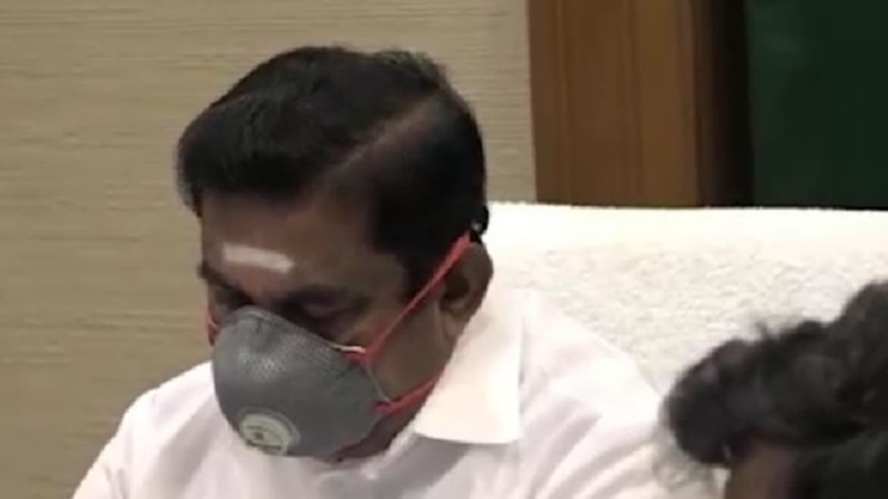 கடைகள் செயல்படும் நேரத்தில் அதிரடி மாற்றம்..! முதல்வர் உத்தரவு..!