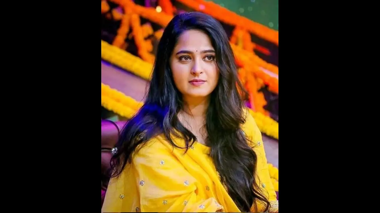 ఆ సినిమాపై అనుష్కకే ఆసక్తి లేదా.. రూమర్లపై క్లారిటీ