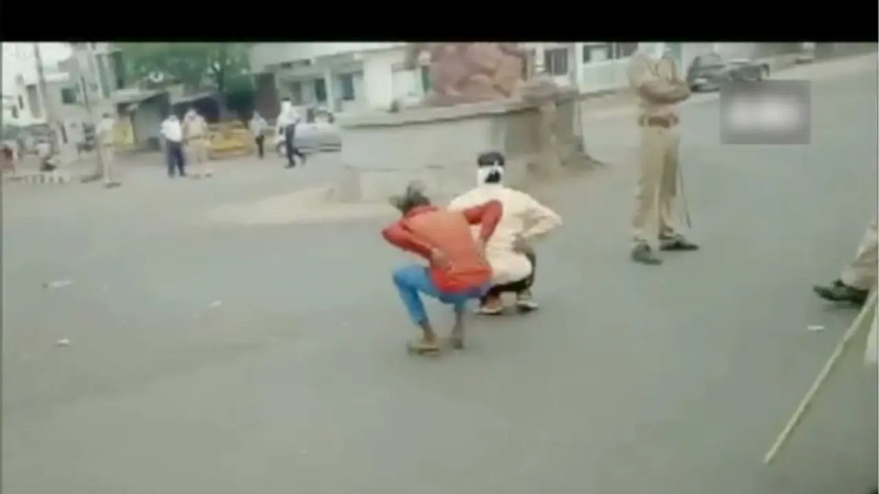 രാജ്യവ്യാപക ലോക്ക്ഡൗണ്; പലയിടത്തായി പൊലീസ് അതിരുവിട്ട് പെരുമാറിയെന്ന് പരാതി രാജ്യവ്യാപക ലോക്ക്ഡൗണ്; പലയിടത്തായി പൊലീസ് അതിരുവിട്ട് പെരുമാറിയെന്ന് പരാതി