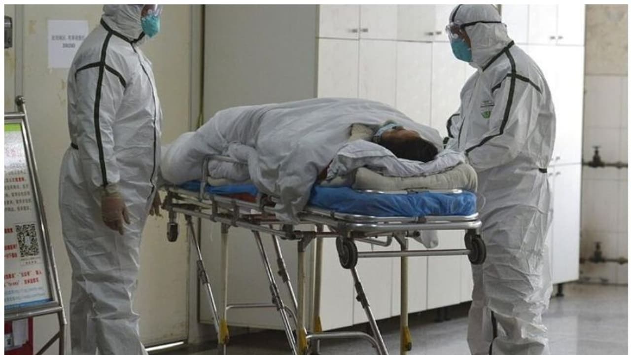 கொடூர கொரோனா..! கேரளாவில் முதல் பலி..!