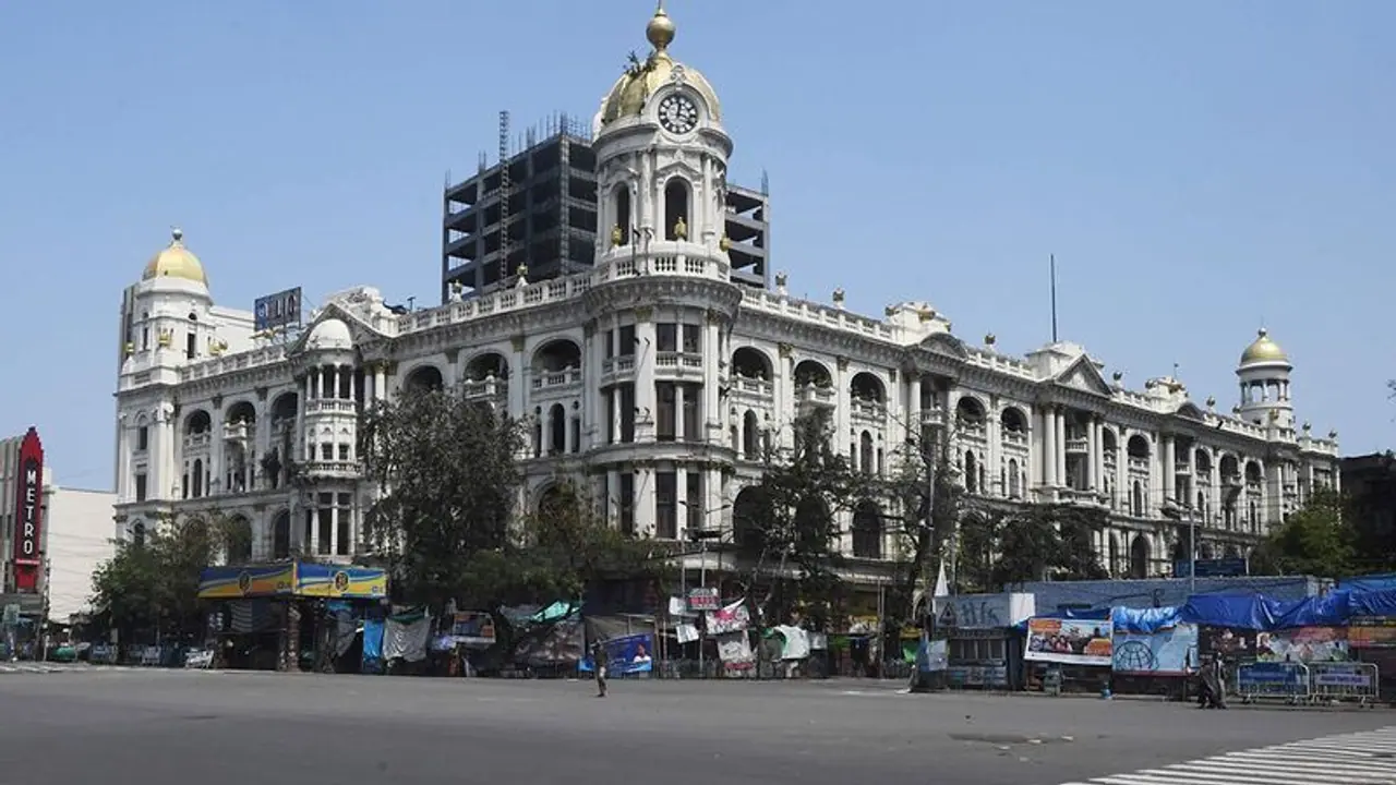 'হাওড়া থেকে এসপ্ল্যানেড যাবো কীভাবে ?', সোশ্যালে গুণধরের প্রশ্নে 'ভাইরাল' জবাব সহৃদয় ব্যাক্তির 'হাওড়া থেকে এসপ্ল্যানেড যাবো কীভাবে ?', সোশ্যালে গুণধরের প্রশ্নে 'ভাইরাল' জবাব সহৃদয় ব্যাক্তির