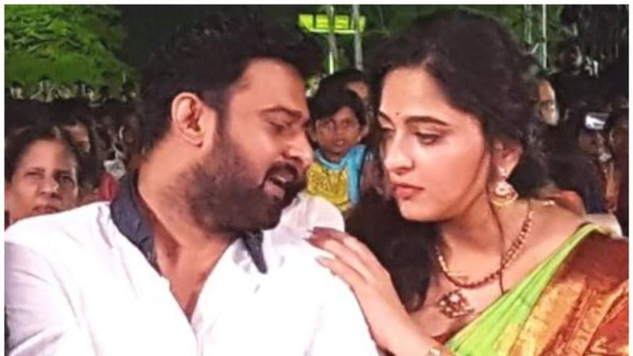 Is Anushka Shetty, Prabhas' girlfriend? When Baahubali star accused Karan Johar of spreading rumours Is Anushka Shetty, Prabhas' girlfriend? When Baahubali star accused Karan Johar of spreading rumours