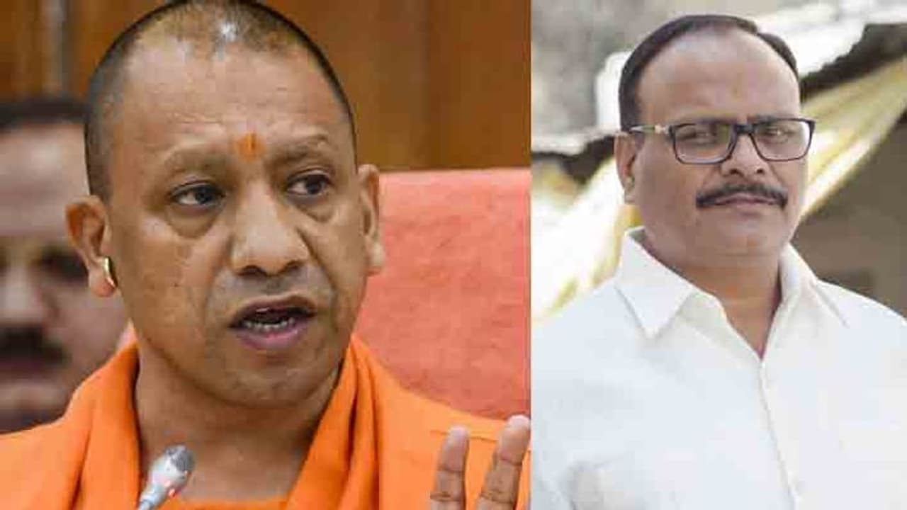 सीएम योगी की टीम 11 करेगी लॉकडाउन मे लोगों की मदद, इस मंत्री ने घर पर बनाया कंट्रोल रूम सीएम योगी की टीम 11 करेगी लॉकडाउन मे लोगों की मदद, इस मंत्री ने घर पर बनाया कंट्रोल रूम