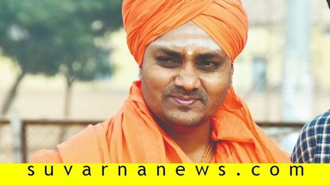 ಮನೆಯಲ್ಲಿರುವುದೇ ಕೊರೋನಾಗೆ ಮದ್ದು: ಕೊಪ್ಪಳದ ಗವಿಸಿದ್ಧೇಶ್ವರ ಶ್ರಿಗಳ ಸಂದೇಶ ಮನೆಯಲ್ಲಿರುವುದೇ ಕೊರೋನಾಗೆ ಮದ್ದು: ಕೊಪ್ಪಳದ ಗವಿಸಿದ್ಧೇಶ್ವರ ಶ್ರಿಗಳ ಸಂದೇಶ