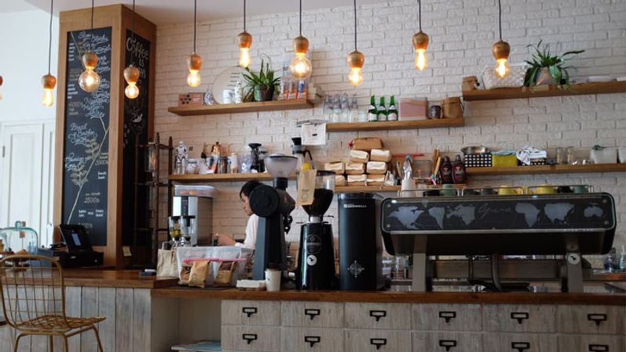 കൊവിഡ് 19: അമേരിക്കയിൽ തൊഴിലില്ലായ്മ രൂക്ഷം, 3.3 ദശലക്ഷം ആളുകൾക്ക് തൊഴില് നഷ്ടമായി? കൊവിഡ് 19: അമേരിക്കയിൽ തൊഴിലില്ലായ്മ രൂക്ഷം, 3.3 ദശലക്ഷം ആളുകൾക്ക് തൊഴില് നഷ്ടമായി?