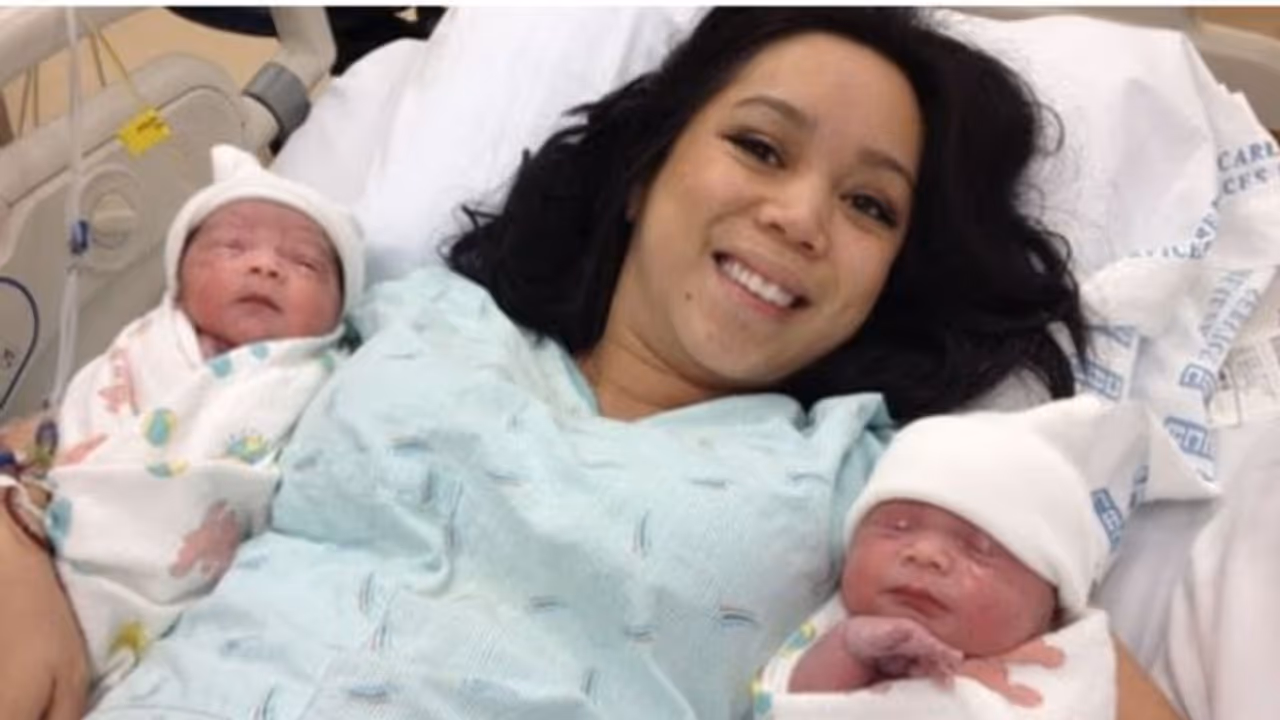 করোনা আক্রান্ত হয়ে যমজ সন্তানের জন্ম, সন্তানদের নাম করোনা ও ভাইরাস রাখলেন মা করোনা আক্রান্ত হয়ে যমজ সন্তানের জন্ম, সন্তানদের নাম করোনা ও ভাইরাস রাখলেন মা