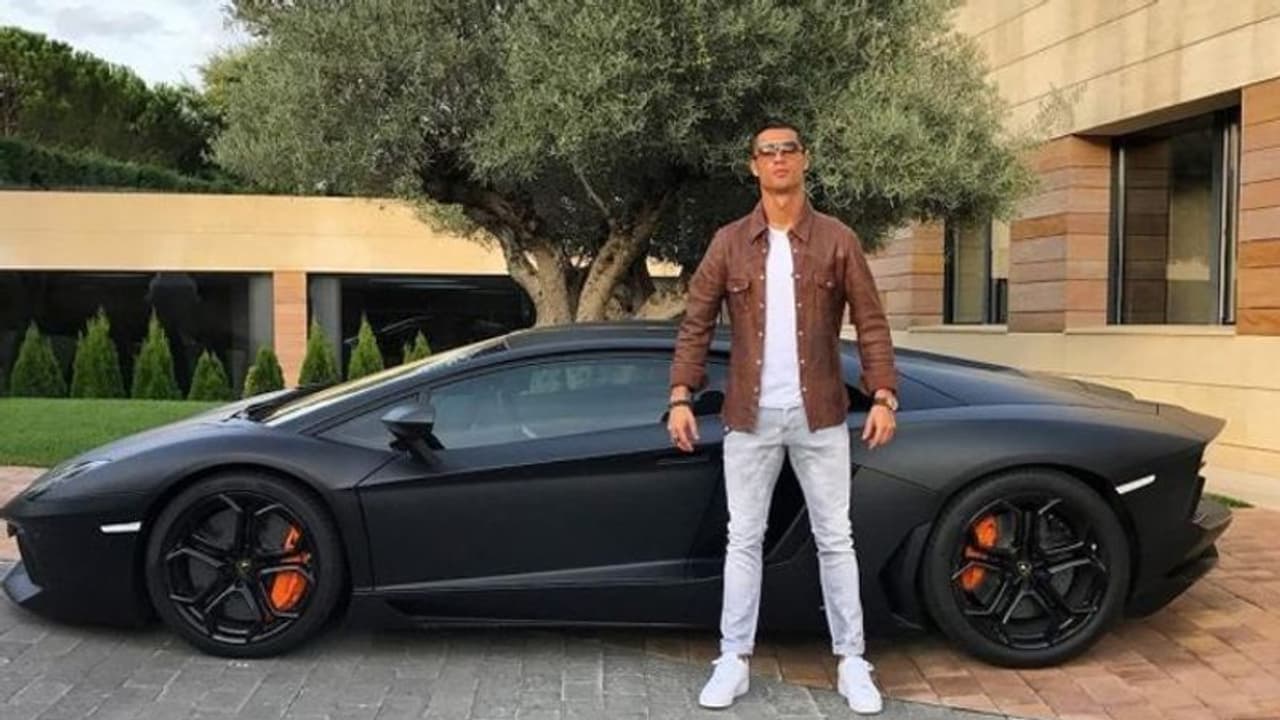 Cristiano Ronaldo looks dashing as he launches new eyewear collection (Watch video) Cristiano Ronaldo looks dashing as he launches new eyewear collection (Watch video)