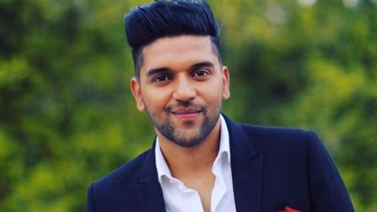 Guru Randhawa’s Biography | Birth | Education | Marriage | Debut | Popular Songs | Awards