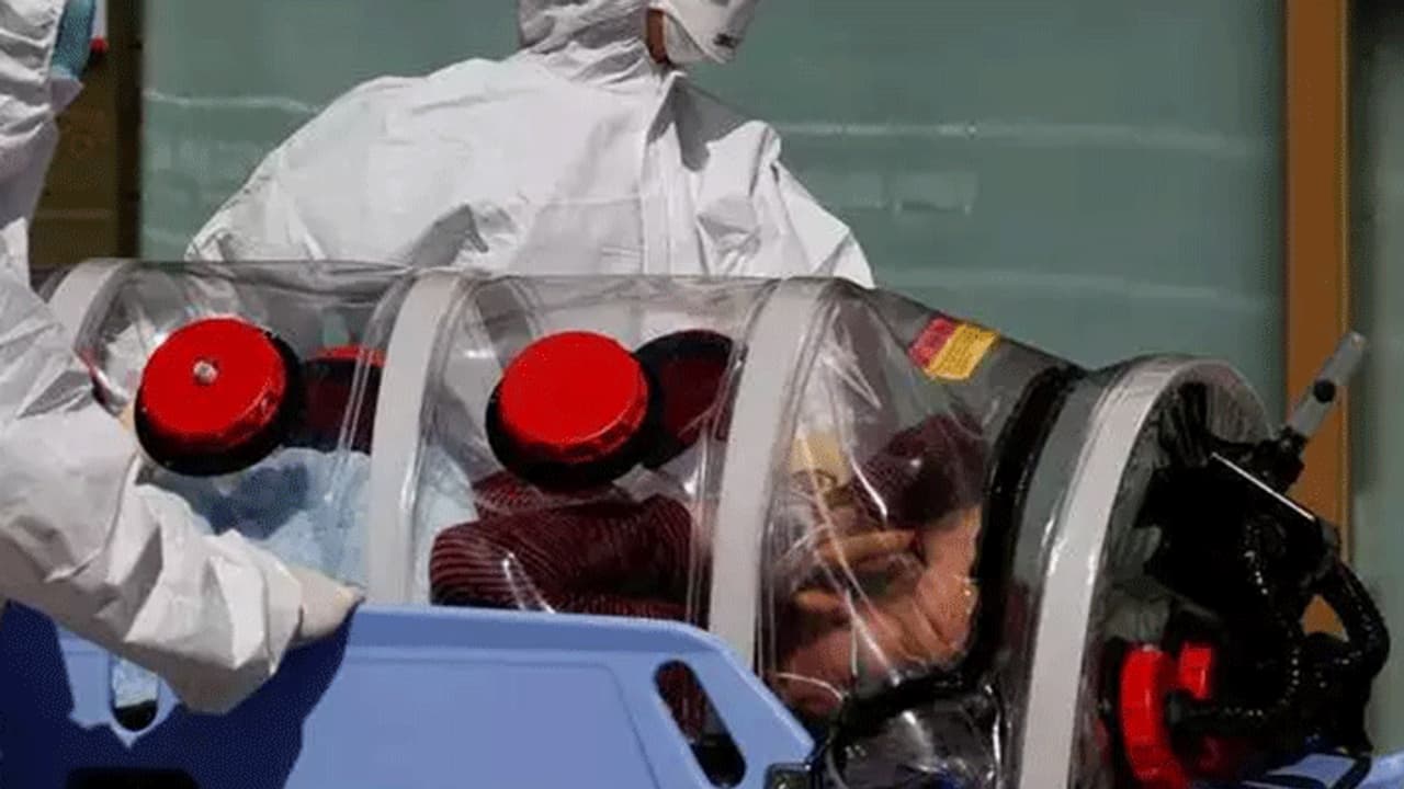 கொரோனாவின் கோரப்பசி... 3 வது நிலைக்கு தள்ளப்படுகிறதா இந்தியா..? பலி எண்ணிக்கை உயர்வால் பீதி..! கொரோனாவின் கோரப்பசி... 3 வது நிலைக்கு தள்ளப்படுகிறதா இந்தியா..? பலி எண்ணிக்கை உயர்வால் பீதி..!