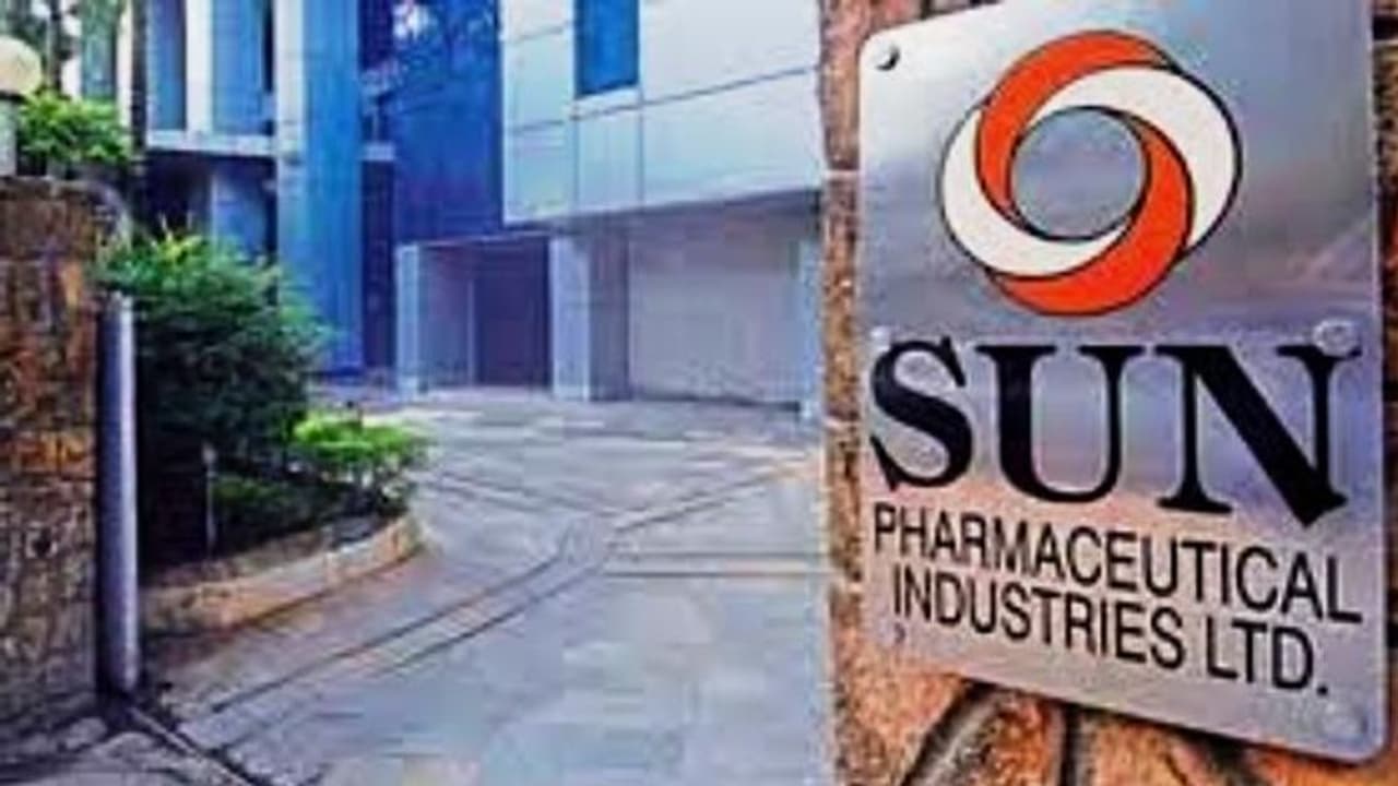 కరోనాపై పోరు.. రూ.25 కోట్ల మెడిసిన్స్ సరఫరాకు సన్ ఫార్మా రెడీ కరోనాపై పోరు.. రూ.25 కోట్ల మెడిసిన్స్ సరఫరాకు సన్ ఫార్మా రెడీ