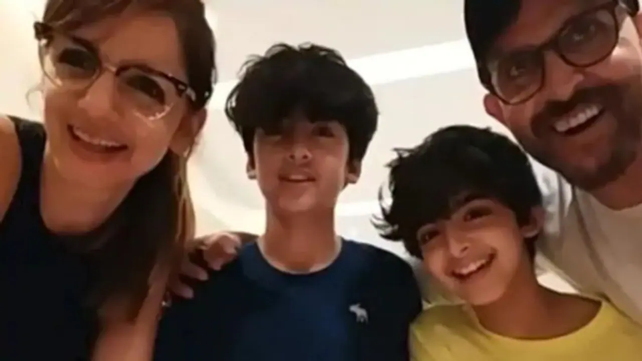 লকডাউনের মধ্যে কীভাবে ছেলের জন্মদিন পালন করলেন হৃতিক, নেটদুনিয়ায় মুহূর্তে ভাইরাল ভিডিও লকডাউনের মধ্যে কীভাবে ছেলের জন্মদিন পালন করলেন হৃতিক, নেটদুনিয়ায় মুহূর্তে ভাইরাল ভিডিও