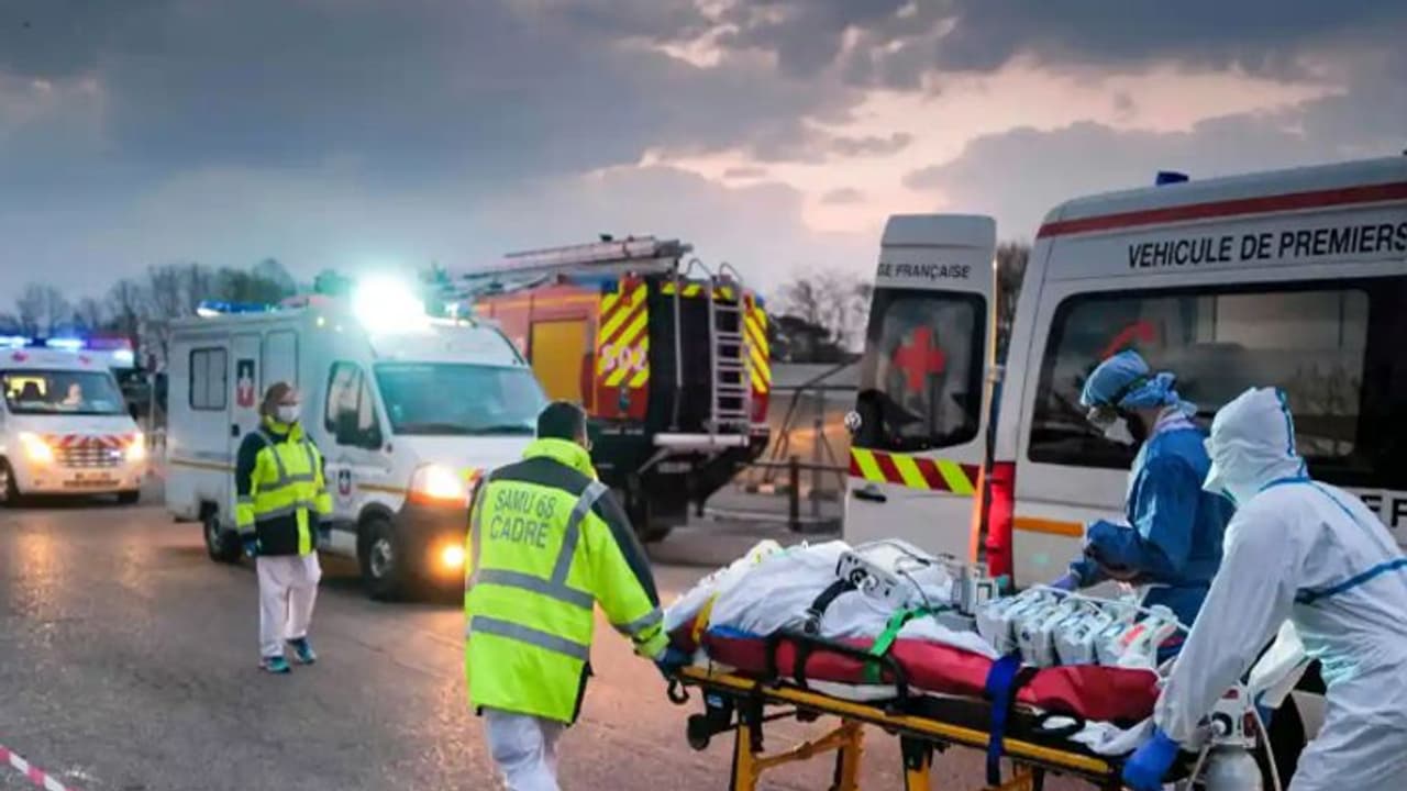 दुनिया में कोरोना: अब तक 34 हजार मौतें, आज स्पेन में 537 लोगों ने तोड़ा दम, USA में 1.50 लाख संंक्रमित दुनिया में कोरोना: अब तक 34 हजार मौतें, आज स्पेन में 537 लोगों ने तोड़ा दम, USA में 1.50 लाख संंक्रमित