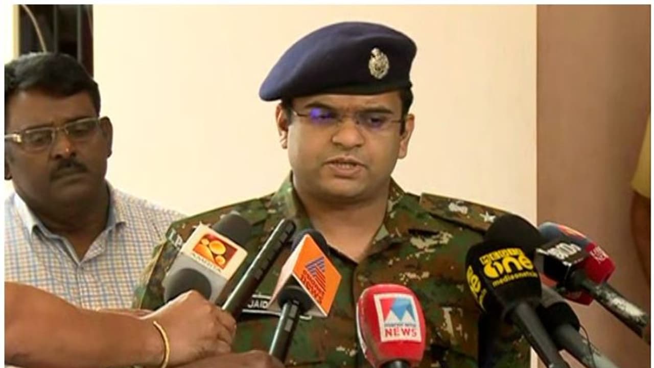 പായിപ്പാട്ടെ പ്രതിഷേധത്തിൽ ഗൂഢാലോചനയുണ്ടെന്നാണ് പ്രാഥമിക നിഗമനമെന്ന് കോട്ടയം എസ്പി പായിപ്പാട്ടെ പ്രതിഷേധത്തിൽ ഗൂഢാലോചനയുണ്ടെന്നാണ് പ്രാഥമിക നിഗമനമെന്ന് കോട്ടയം എസ്പി