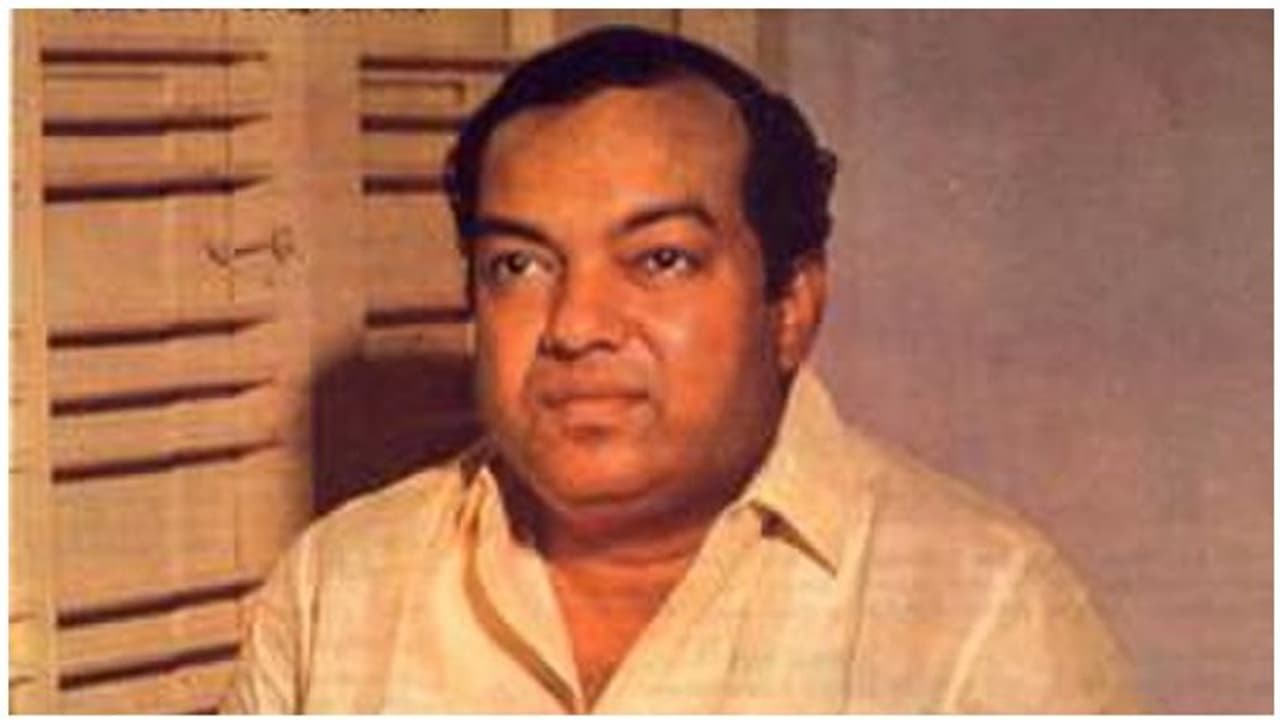 உலகம் போகின்ற வேகம் உருவமும் இனிமேல் மாறும்... அன்றே சொன்ன கண்ணதாசன்..! உலகம் போகின்ற வேகம் உருவமும் இனிமேல் மாறும்... அன்றே சொன்ன கண்ணதாசன்..!